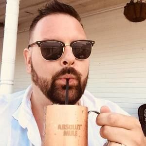 Meet your Posher, Jonathan